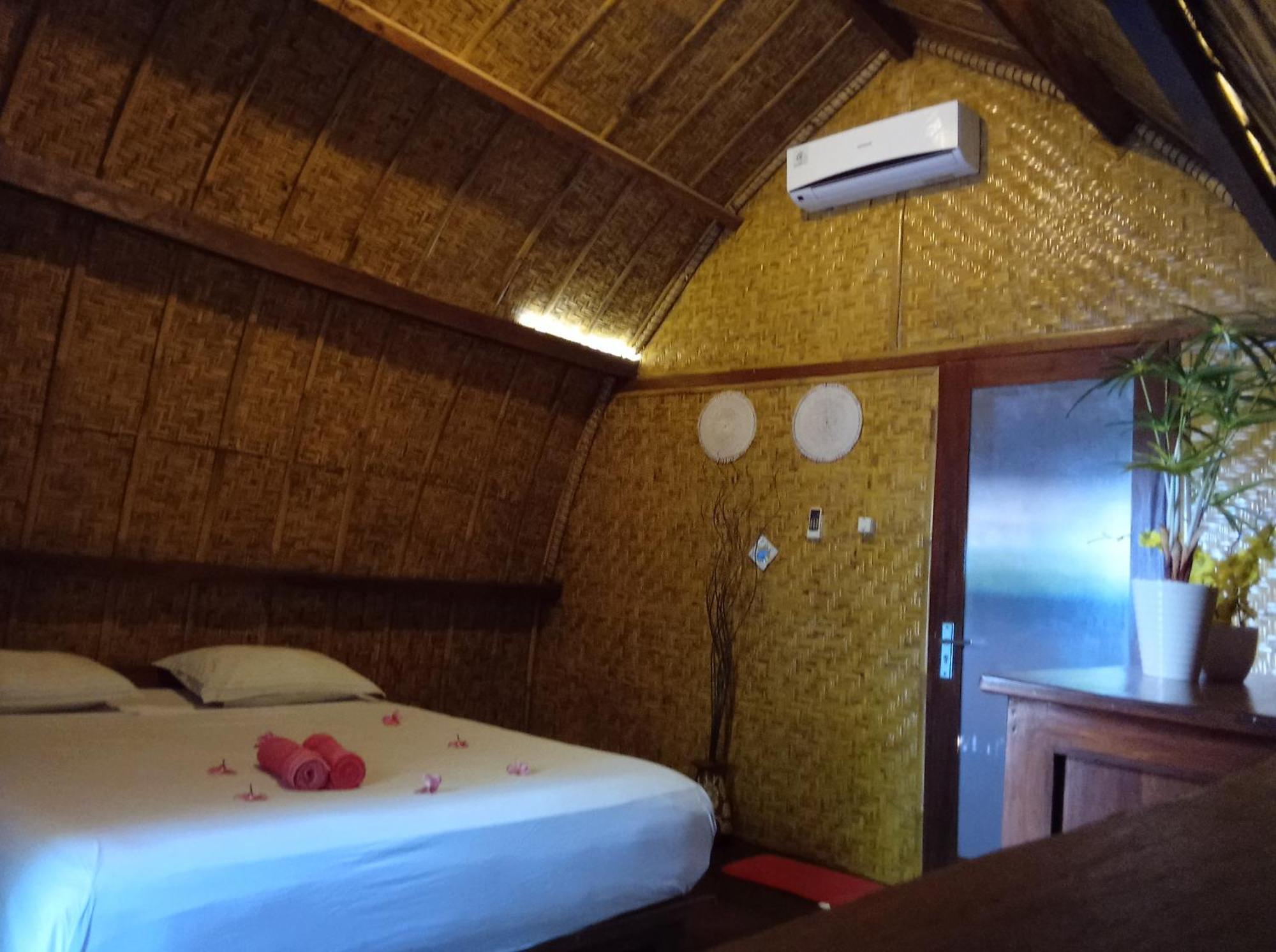 The Golden Ave Bungalow Gili Trawangan Værelse billede